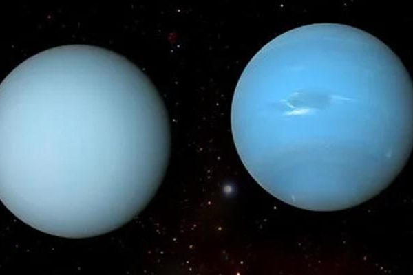 Daha önce güneş sisteminde bilinmiyorlardı!  Neptün ve Uranüs çevresinde yeni aylar tespit edildi