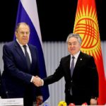 Kırgızistan Dışişleri Bakanı Kulubayev, Rus mevkidaşı Lavrov ile bir araya geldi
