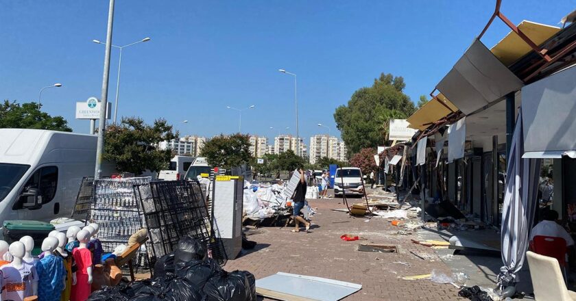 Antalya’da kaçak işletmeler yıkıldı – Son Dakika Haberleri