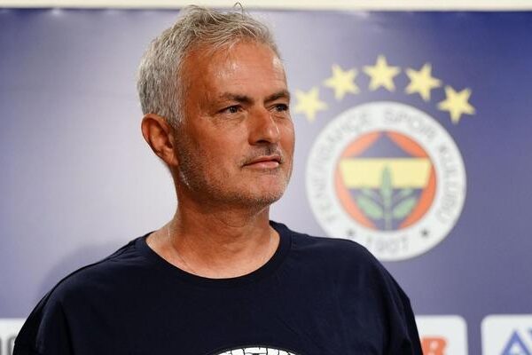 Jose Mourinho A Bola’ya konuştu! Transfer gündemi için çarpıcı açıklama yaptı… Yönetimi resmen topa tuttu