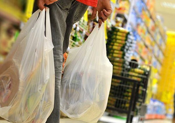 KDK’dan zincir marketlere poşet uyarısı