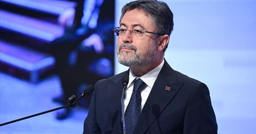 Bakan Yumaklı: 38 ilde hayvan pazarları yeniden açıldı