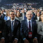 Özgür Özel’den kritik açıklama: ‘Kılıçdaroğlu’nun kayyum kararına tenezzül etmeyeceğini düşünüyorum’ – Son Dakika Siyaset Haberleri
