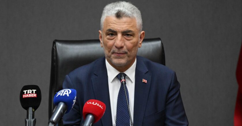 İthalatın ve dış ticaret açığının azaldığı parlak bir ay oldu