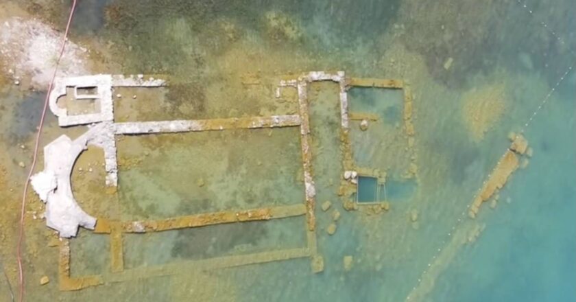 Papa 14. Leo’nun ilk dış ülke seyahati İznik ile Beyrut arasında gerçekleşiyor