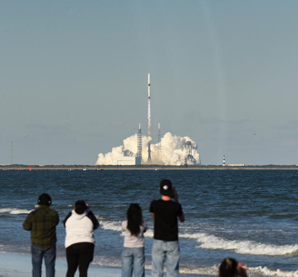 Blue Origin’in Roketi Mars’a Doğru Yola Çıktı