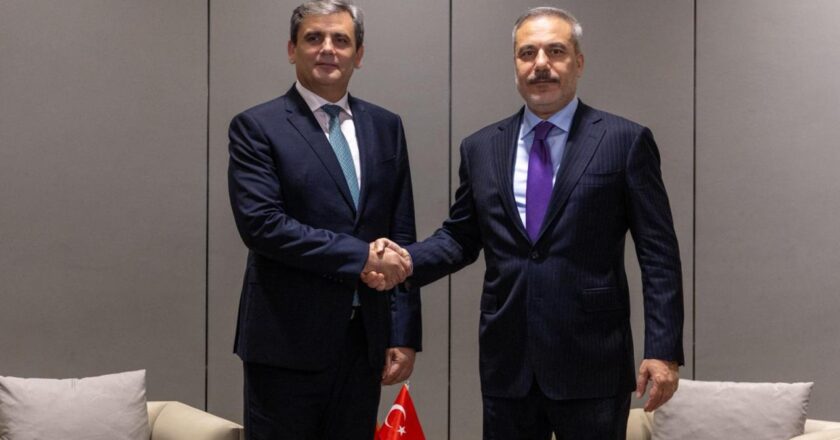 Bakan Fidan, Karadağ Dışişleri Bakanı İbrahimovic ile İstanbul’da görüştü